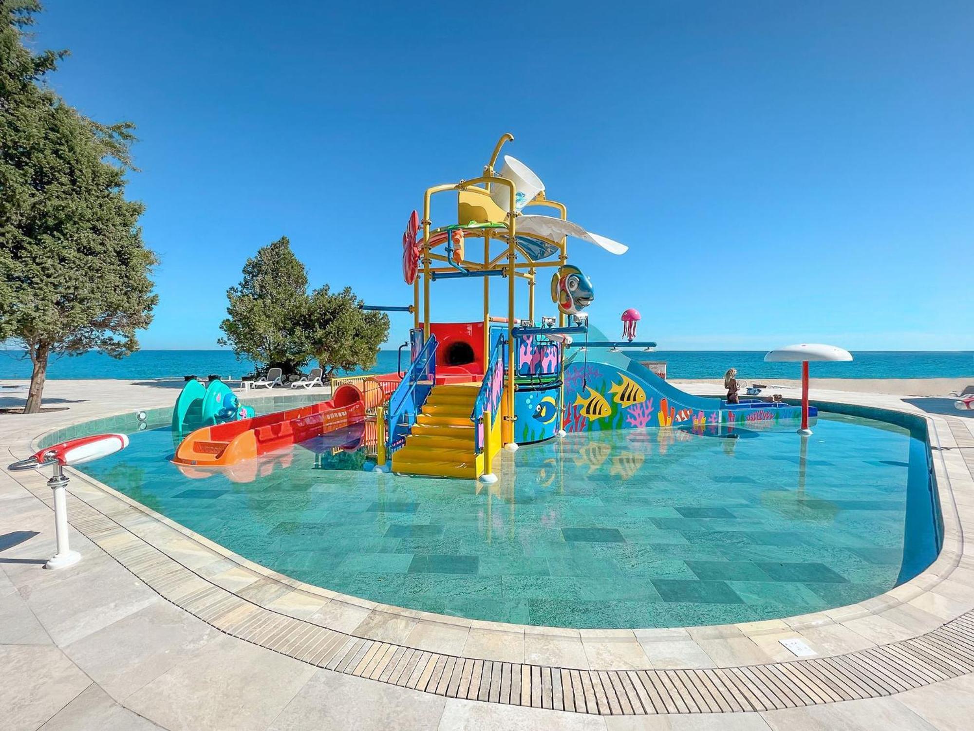 Grifid Noa Hotel Golden Sands Exterior photo
